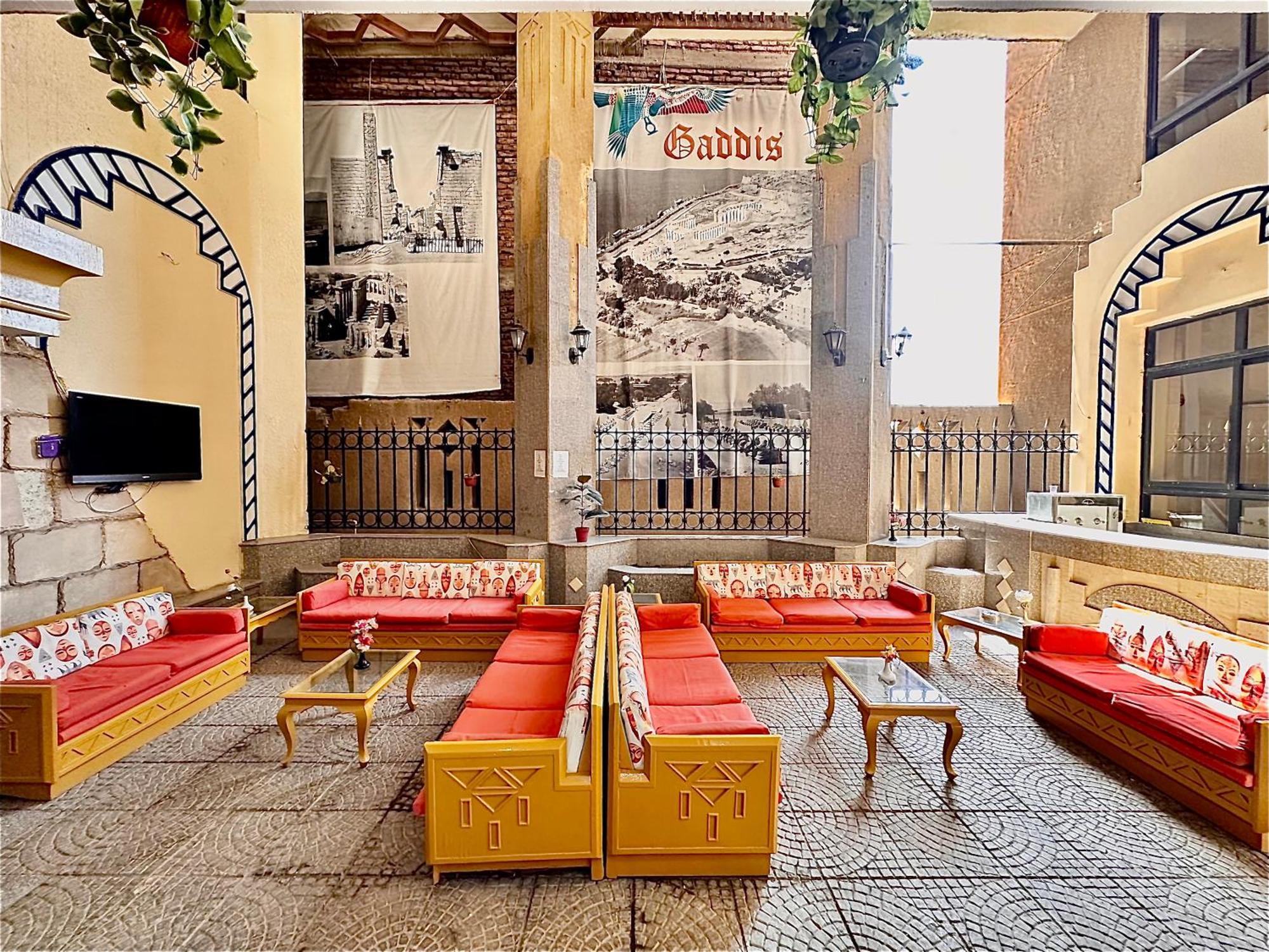 Gaddis Hotel, Suites And Apartments Louxor Extérieur photo