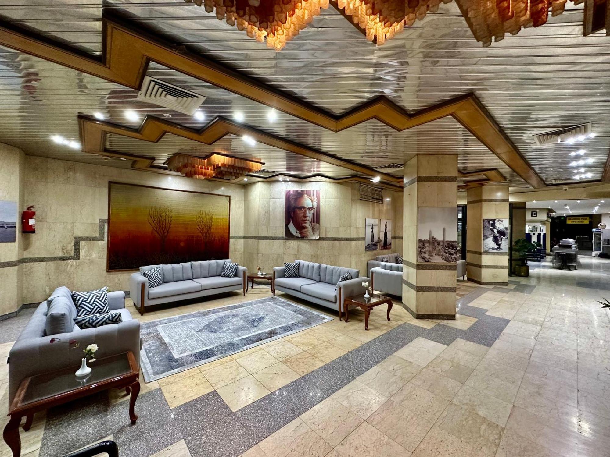 Gaddis Hotel, Suites And Apartments Louxor Extérieur photo